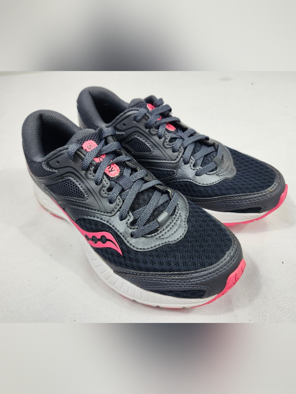 Saucony Cohesion 12 Women's Size 6 M Black Pink Athletic Running Shoes